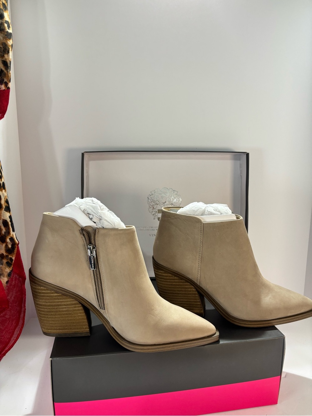 NEW Vince Camuto Salintino Suede Ankle Booties-Beige/Taupe- Size 7.5